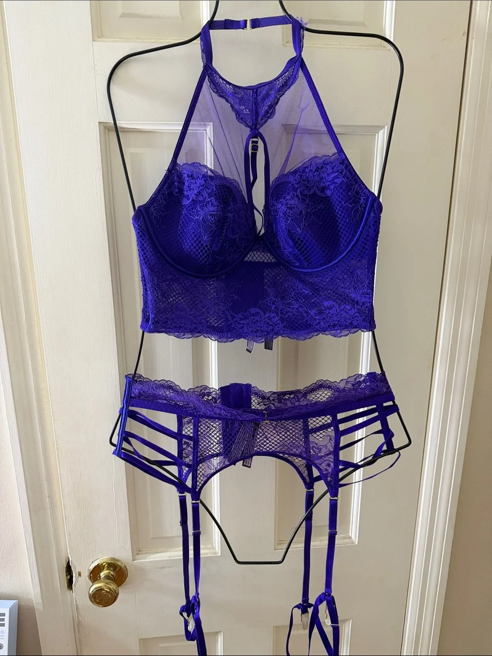 Victoria's Secret Electric Purple Lace Longline Bralette with Thong & Garter Set - Picture 1 of 16